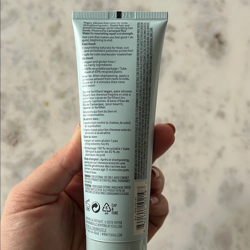 Factory sealed FEKKAI super strength treatment mask - Picture 3 of 4